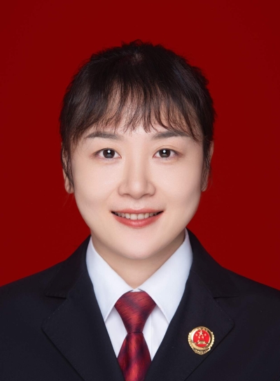 许伟 党组副书记、副检察长